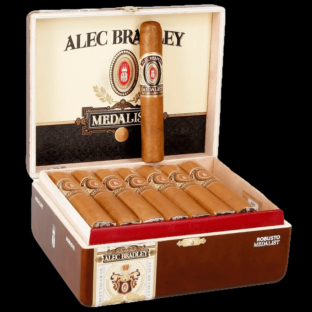 Alec Bradley - Medalist - Robusto - BOX OF 24