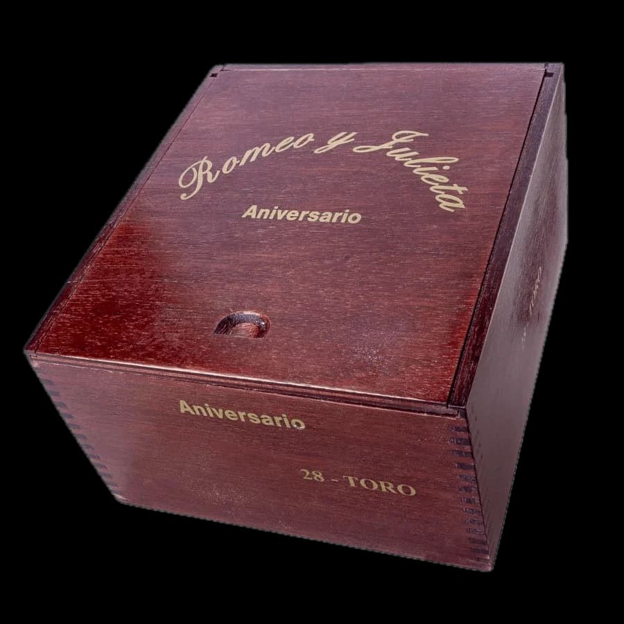 Romeo Y Julieta Aniversario Toro 28